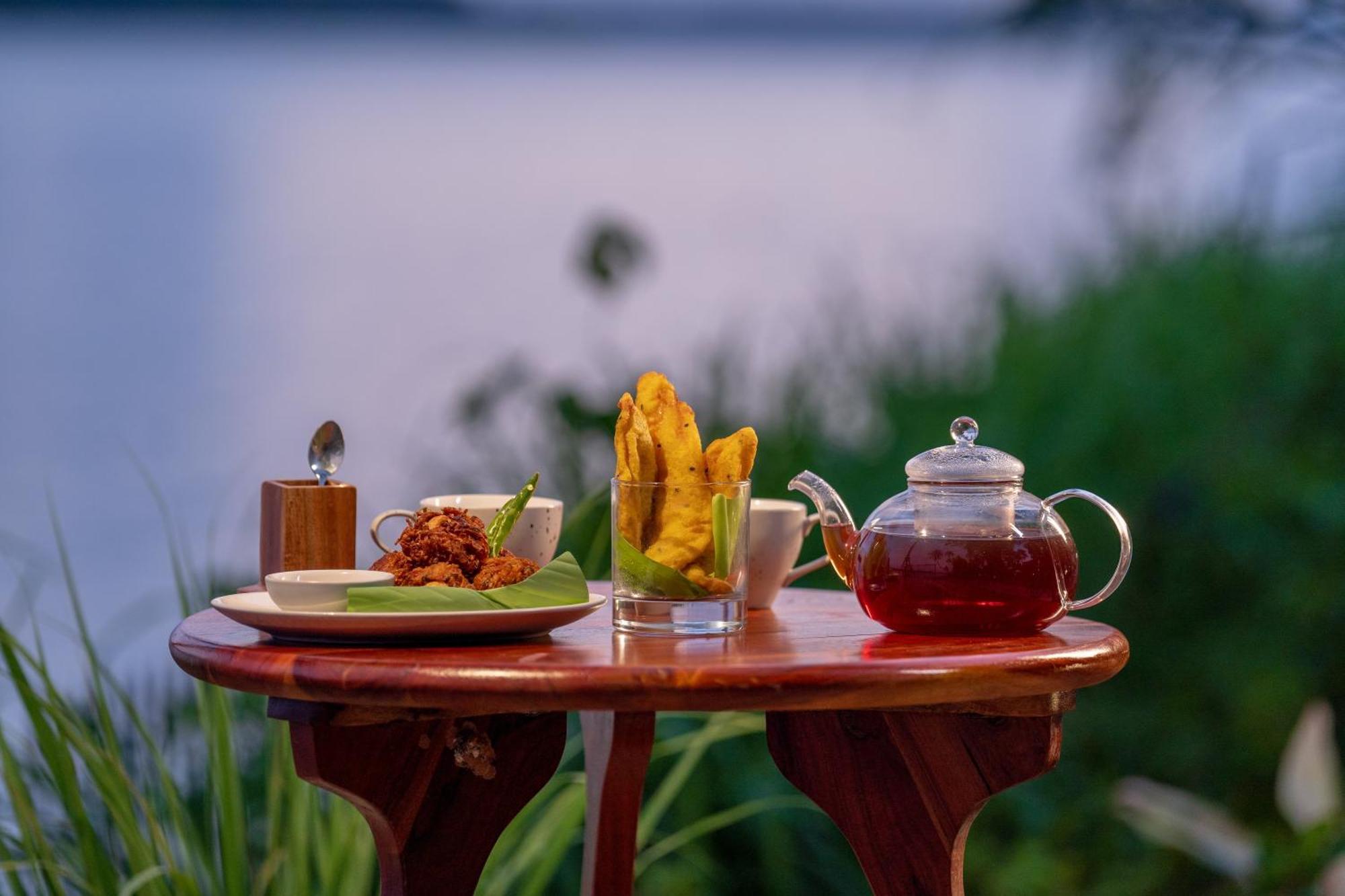 Vedic Village Retreat Kodungallur Kochi Bagian luar foto